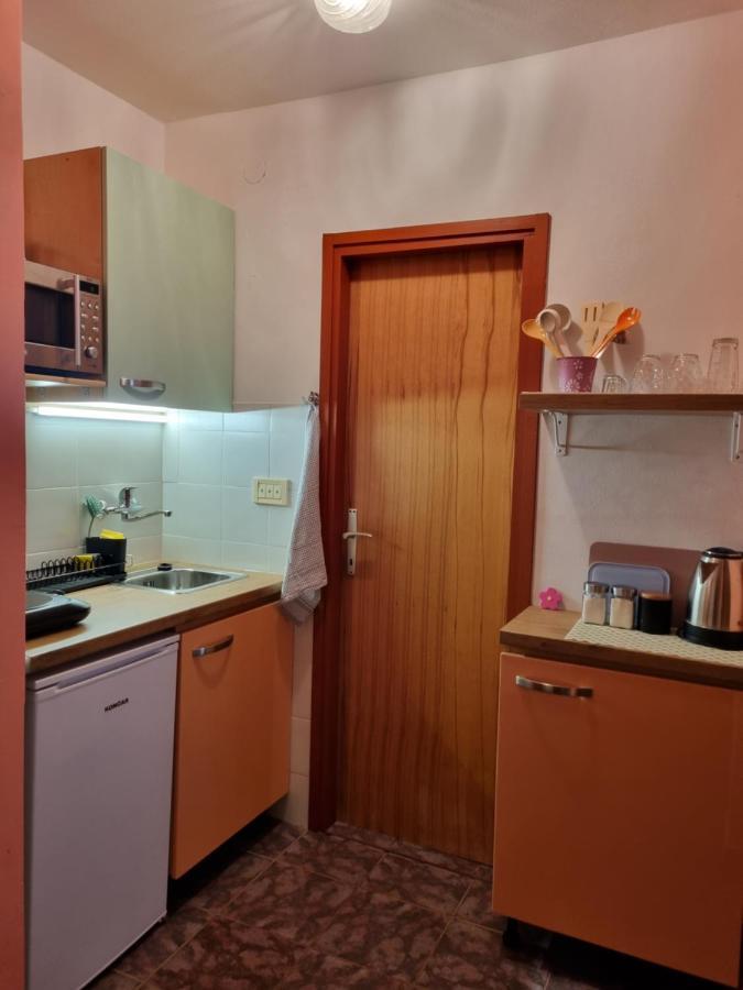 Apartments Jelena Peroj Luaran gambar