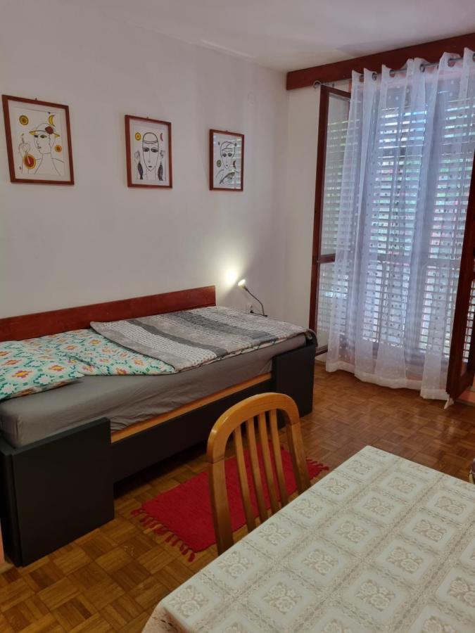 Apartments Jelena Peroj Luaran gambar